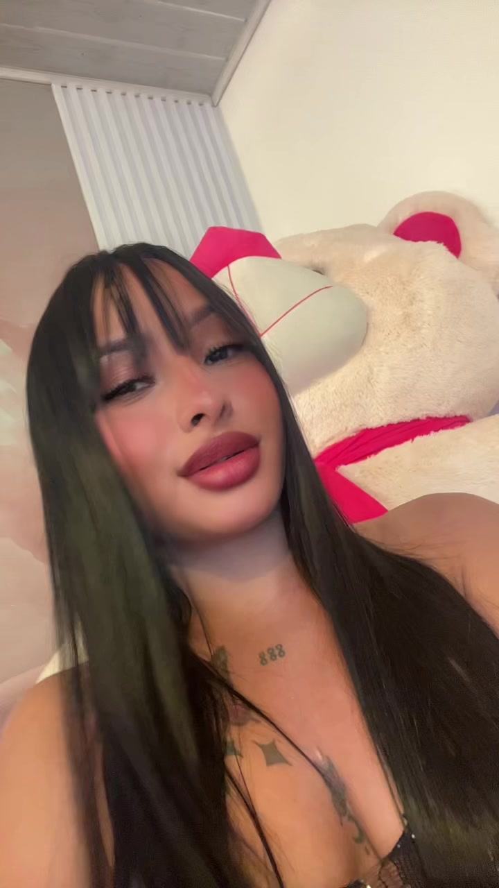 @Viviana