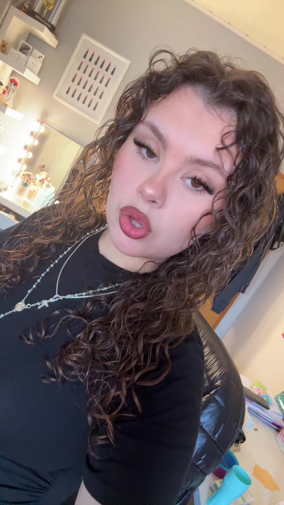@𝒱𝒾𝑜𝓁𝑒𝓉𝓉𝒶🌙