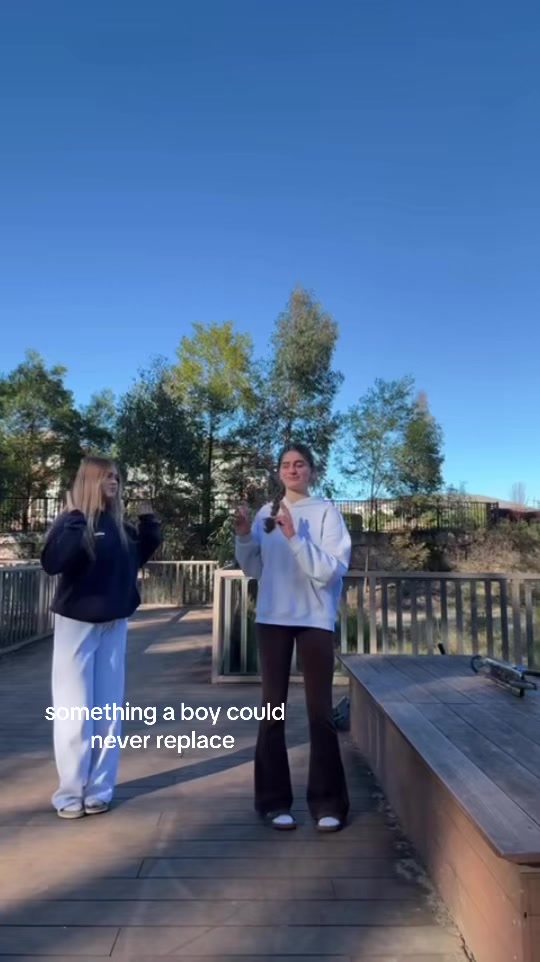 @steph&amp;sav(urfavduo)