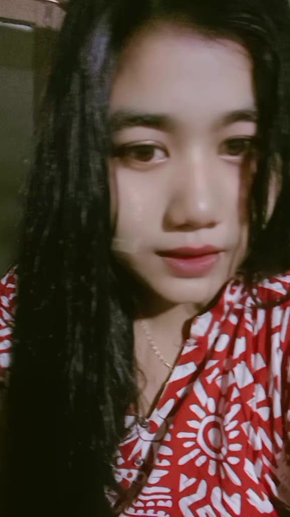 @Khine Myat Noe Oo404🏳️&zwj;🌈