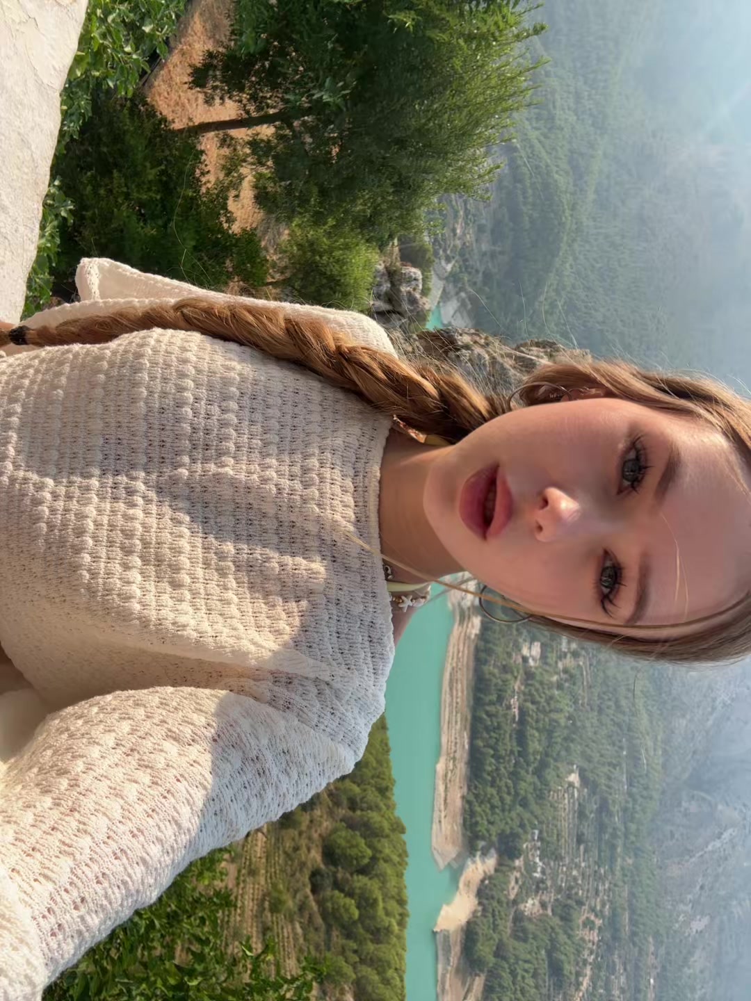@Taya