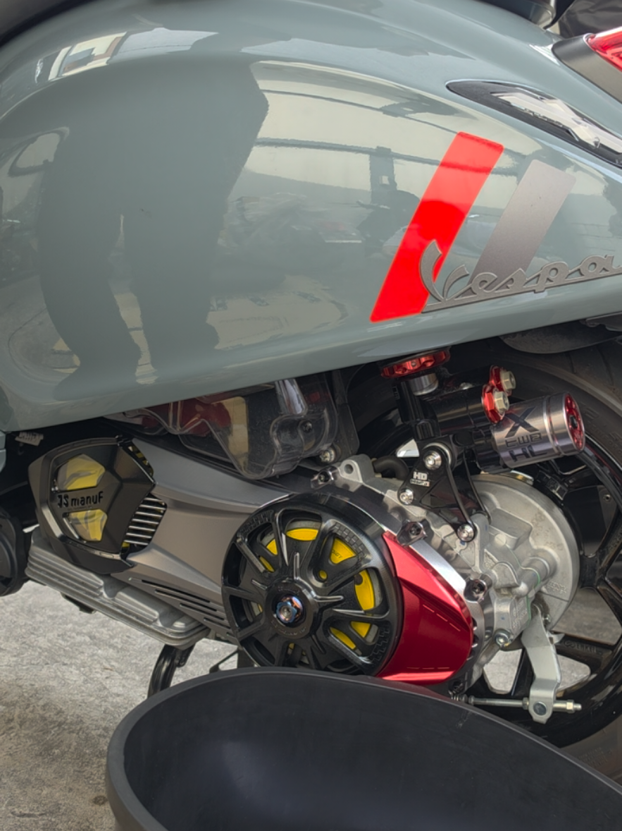 @Pyrmotogarage