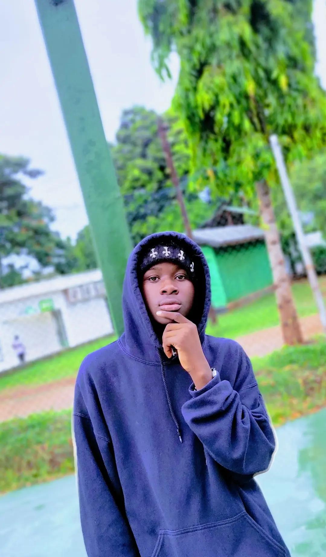 @𝙉𝙄𝙕𝙕𝙊𝙃 😎🤏𝐹𝐴𝐶𝑇𝑆💫