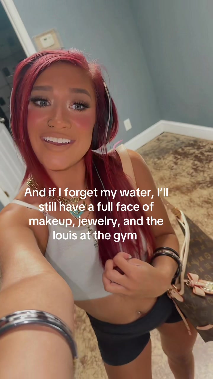 @neleighshae