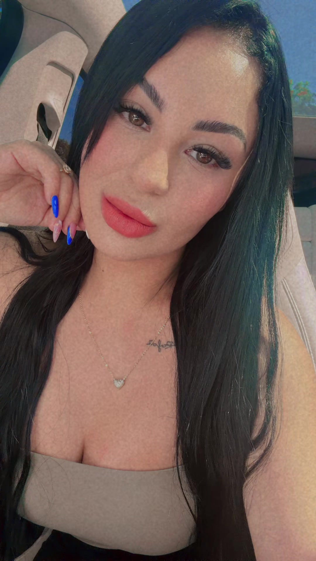 @Andreita🔓🧿✨💫