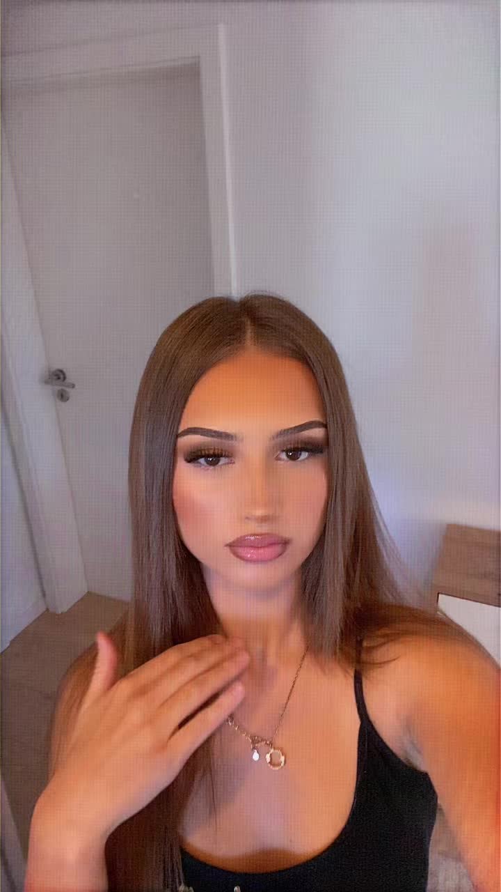 @_7Ayla7_