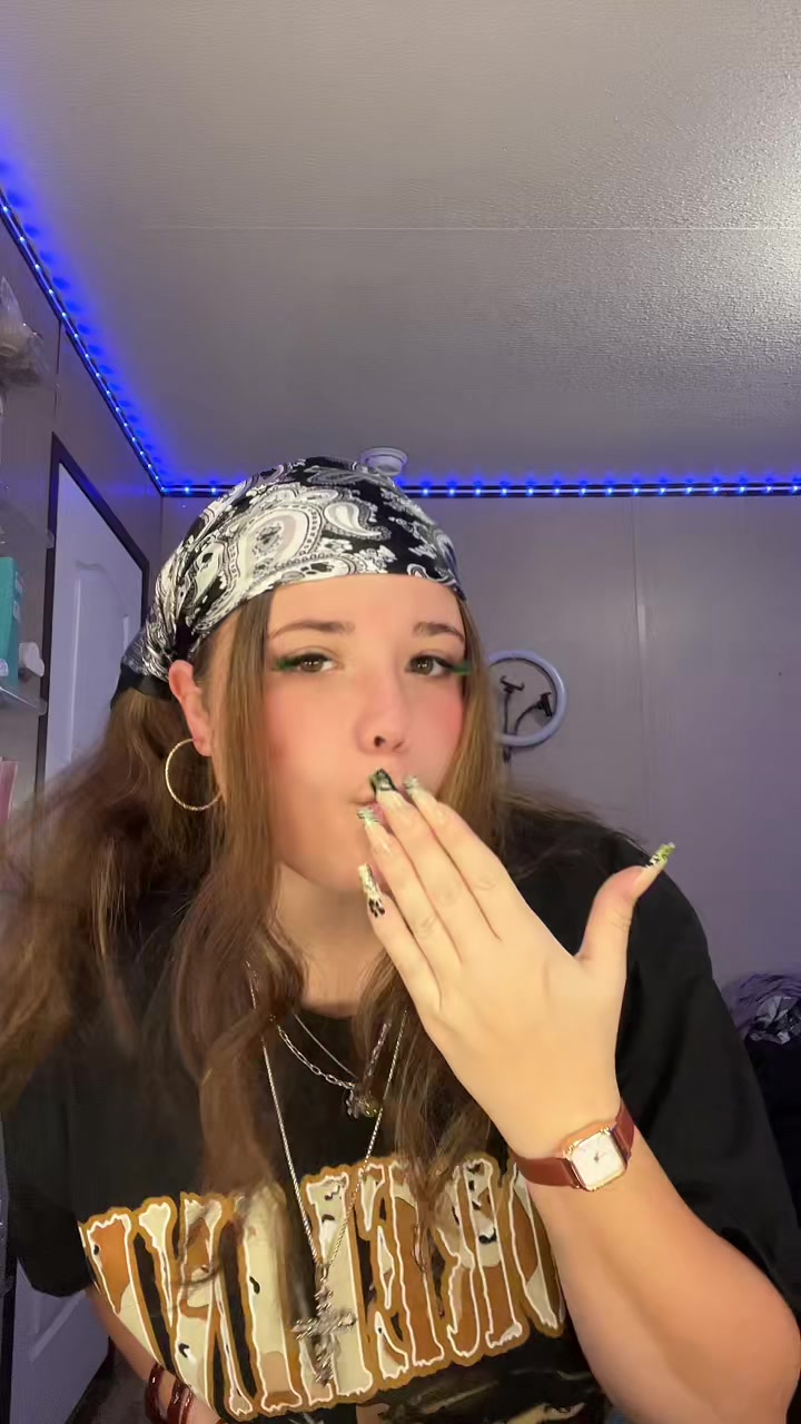 @ashhhwdacashhh