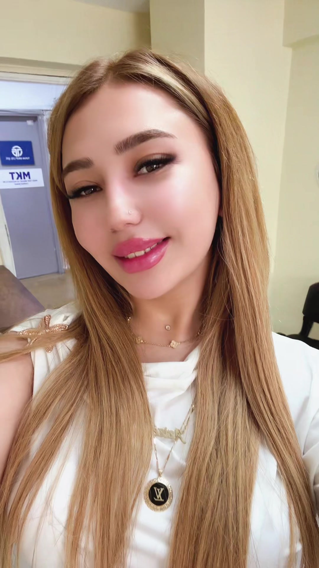 @𝑨𝒏𝒗𝒂𝒓𝒐𝒗𝒂 𝑨𝒛𝒊𝒛𝒂❦