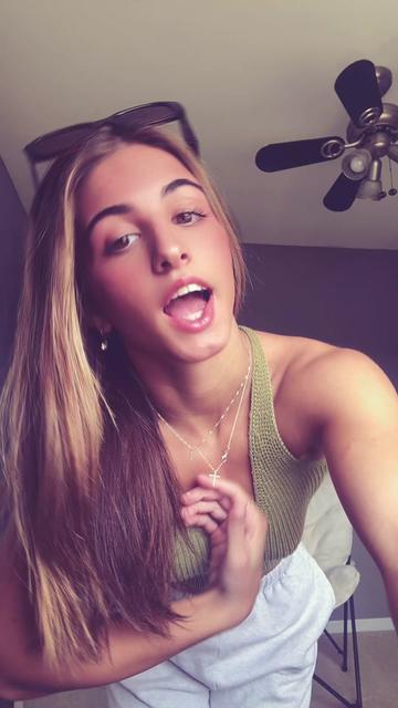 @Gabby_172007