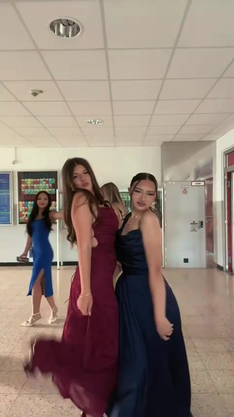 @𝐷𝑖𝑒𝑙𝑙𝑧𝑎
