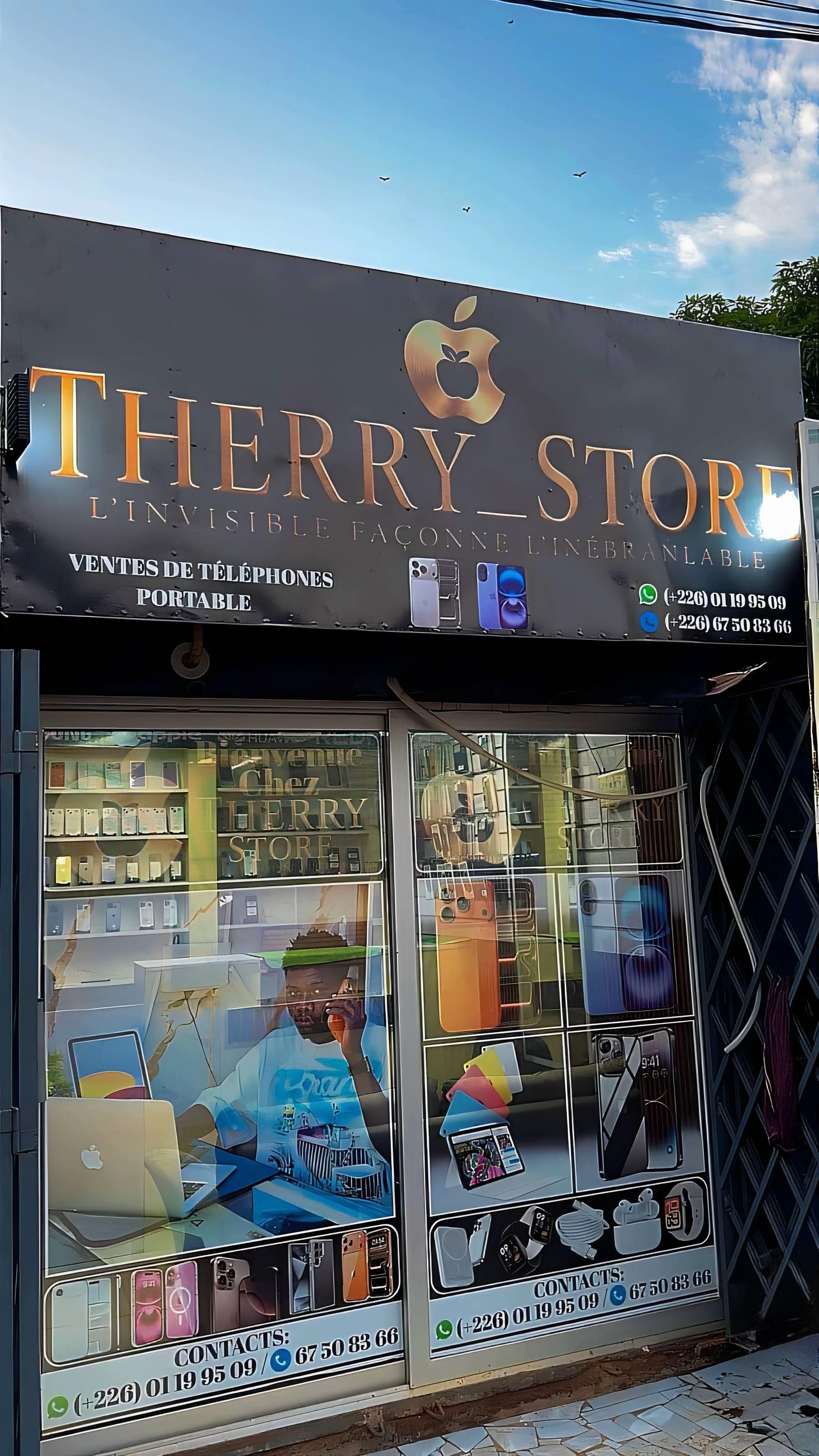 @Th̳e̳R̳R̳Y̳_̳S̳t̳o̳r̳e̳🍏