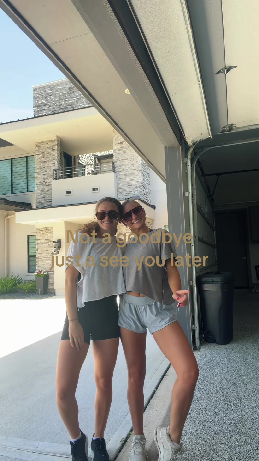 @CHLOE ROSE