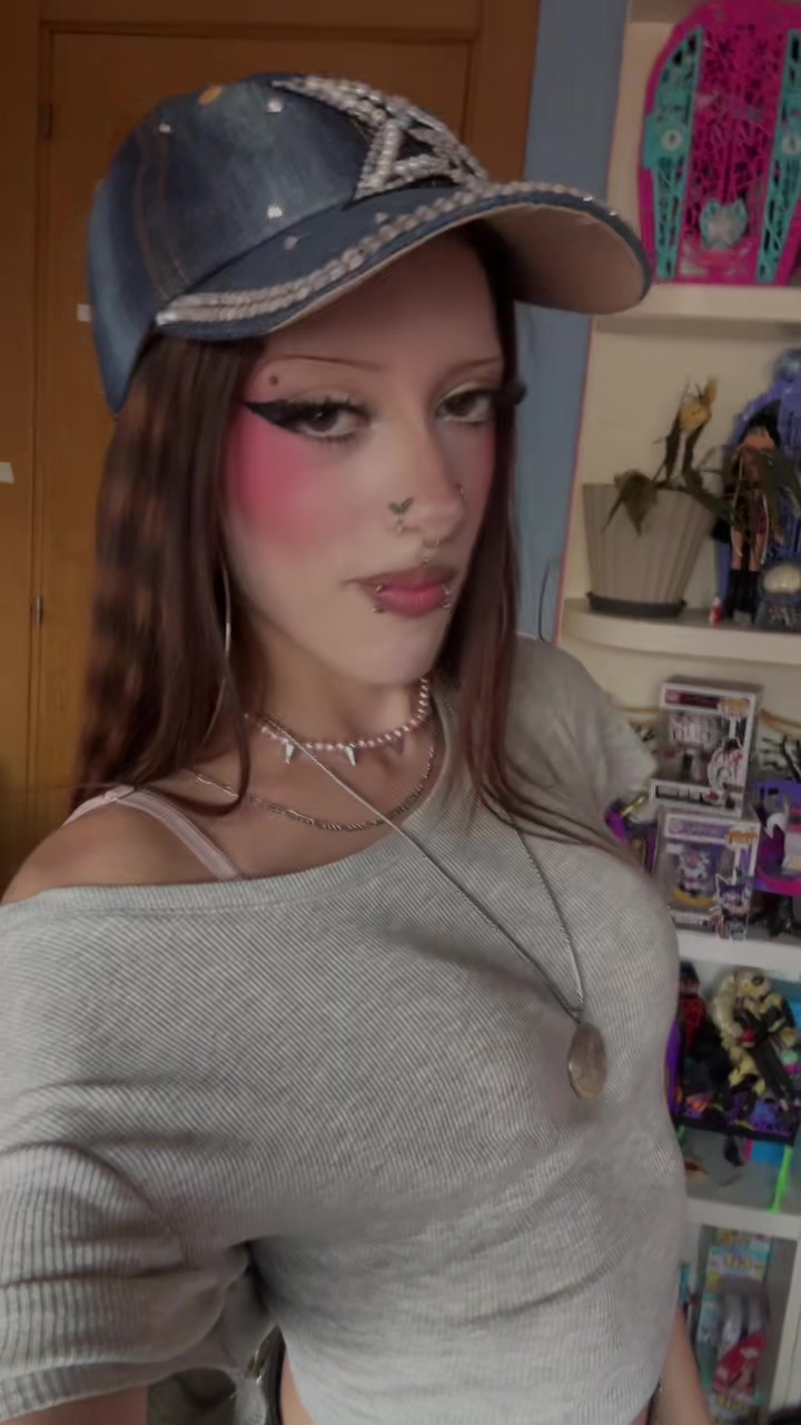@Yanira &iexcl;!⛧