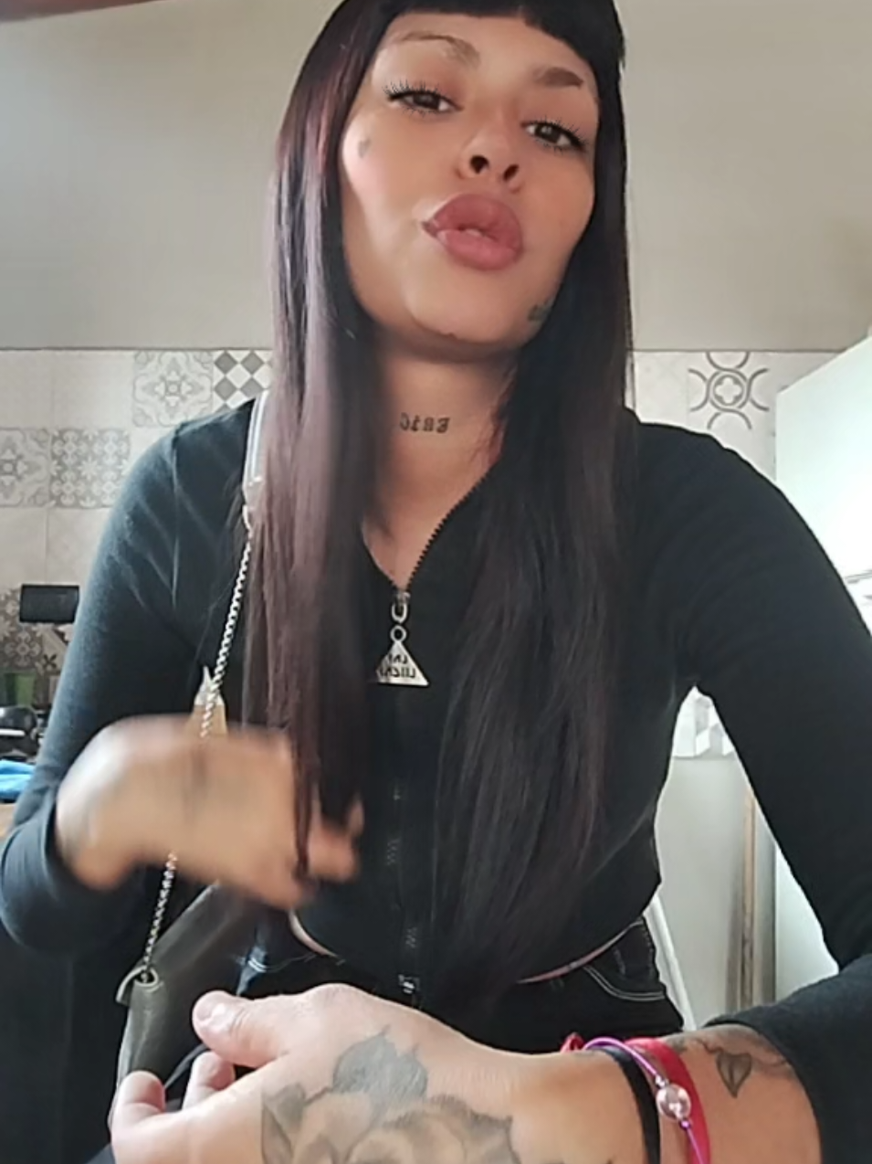 @Rochi Zoria