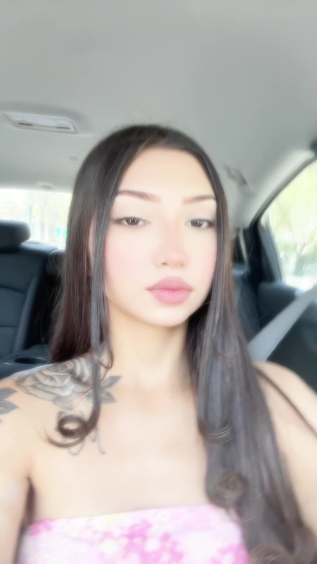 @𝑀𝒾𝒶 𝒷𝑒𝓁𝓁𝒶 𝓇𝑜𝓈𝑒