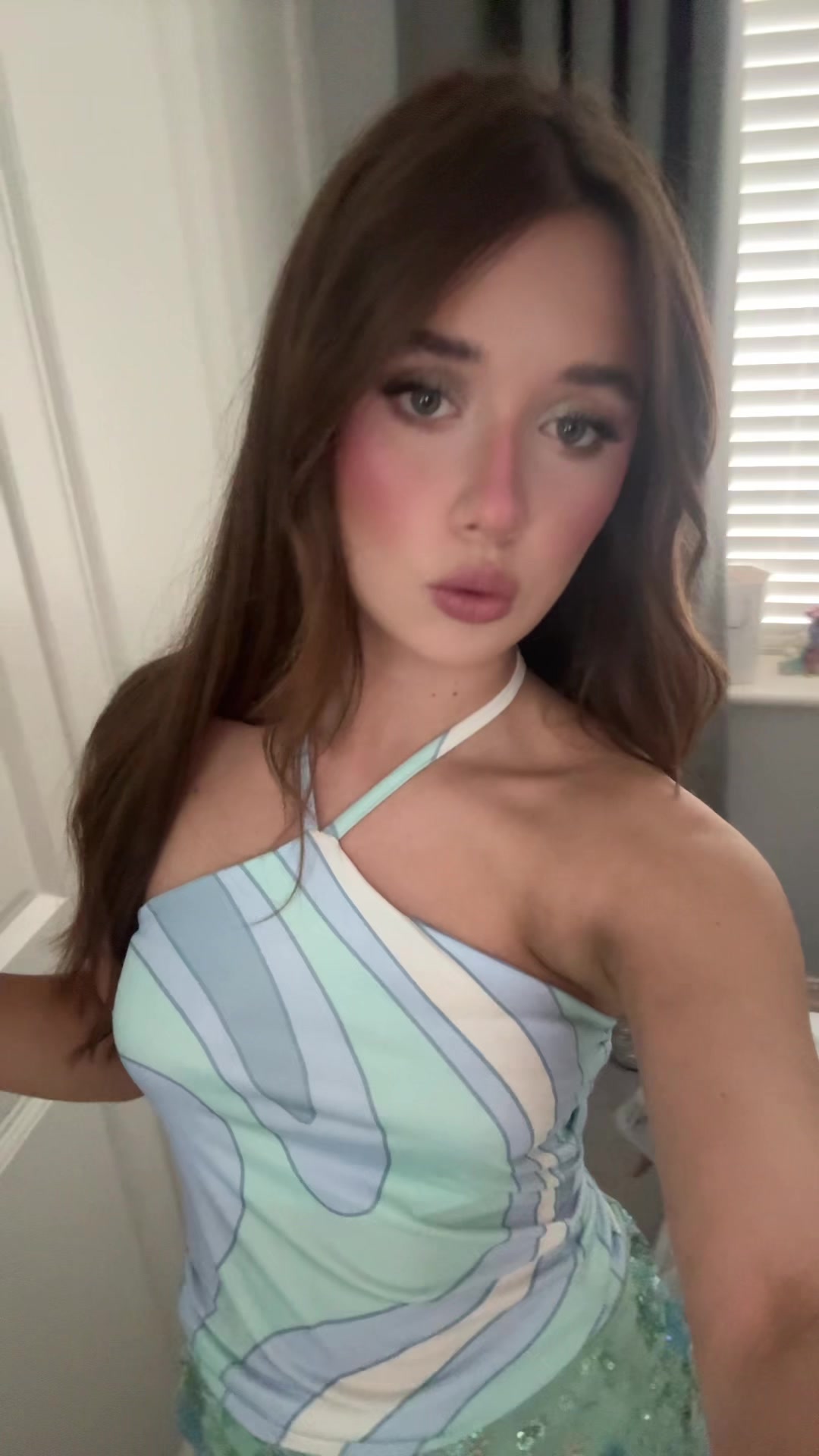 @𝐁ꨄ