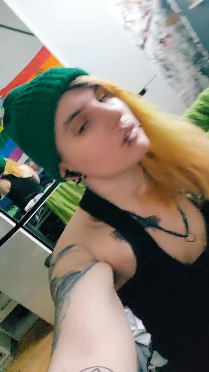 @Lesbischloveislove