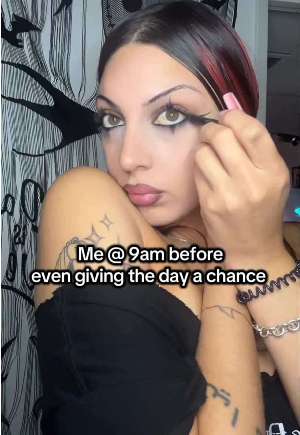 @👻