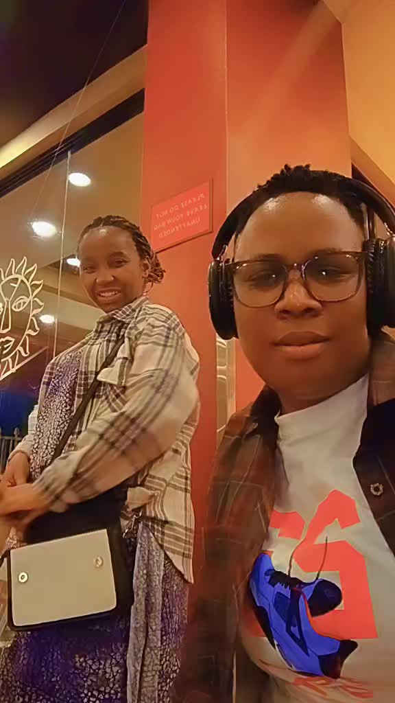 @YOUNGMO 💜 YOUNG CHEDDER