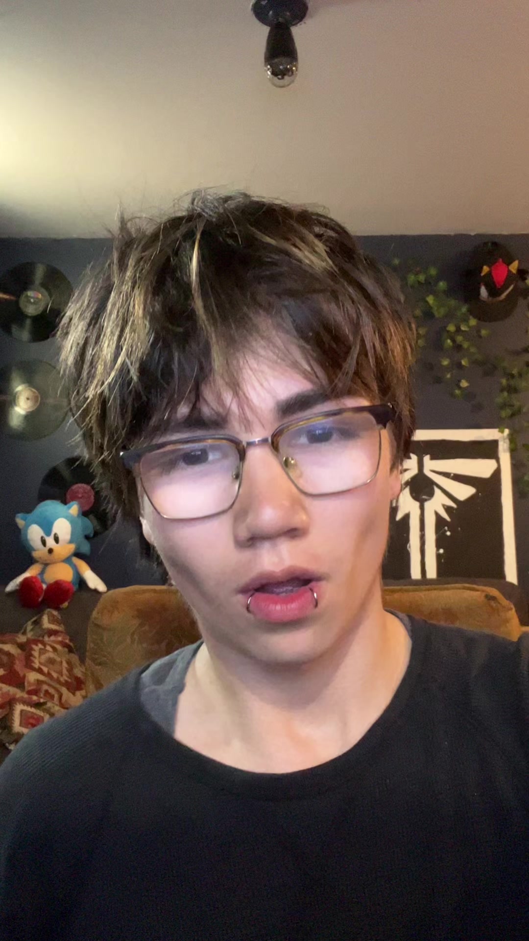 @ZNX <3