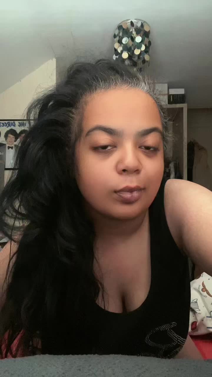 @🫣🩵Nina-Nicole🤍🌕🎹🥊🖖🏻🧡