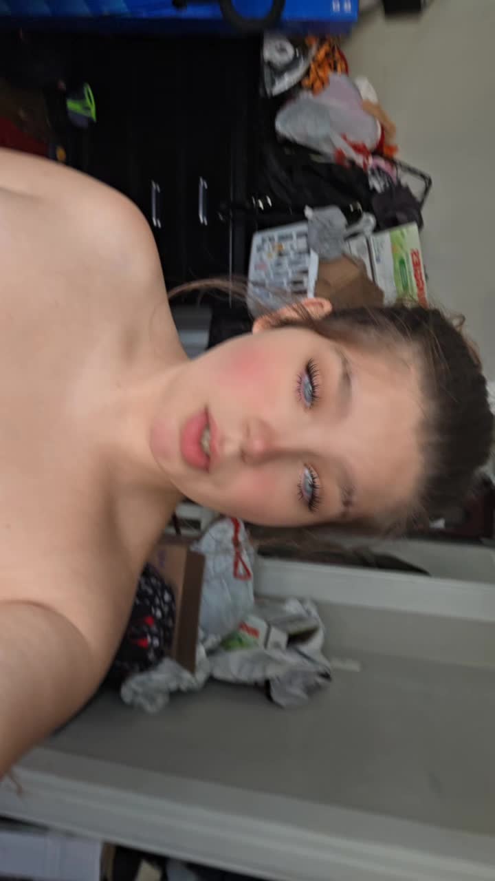 @JustaContentHouse