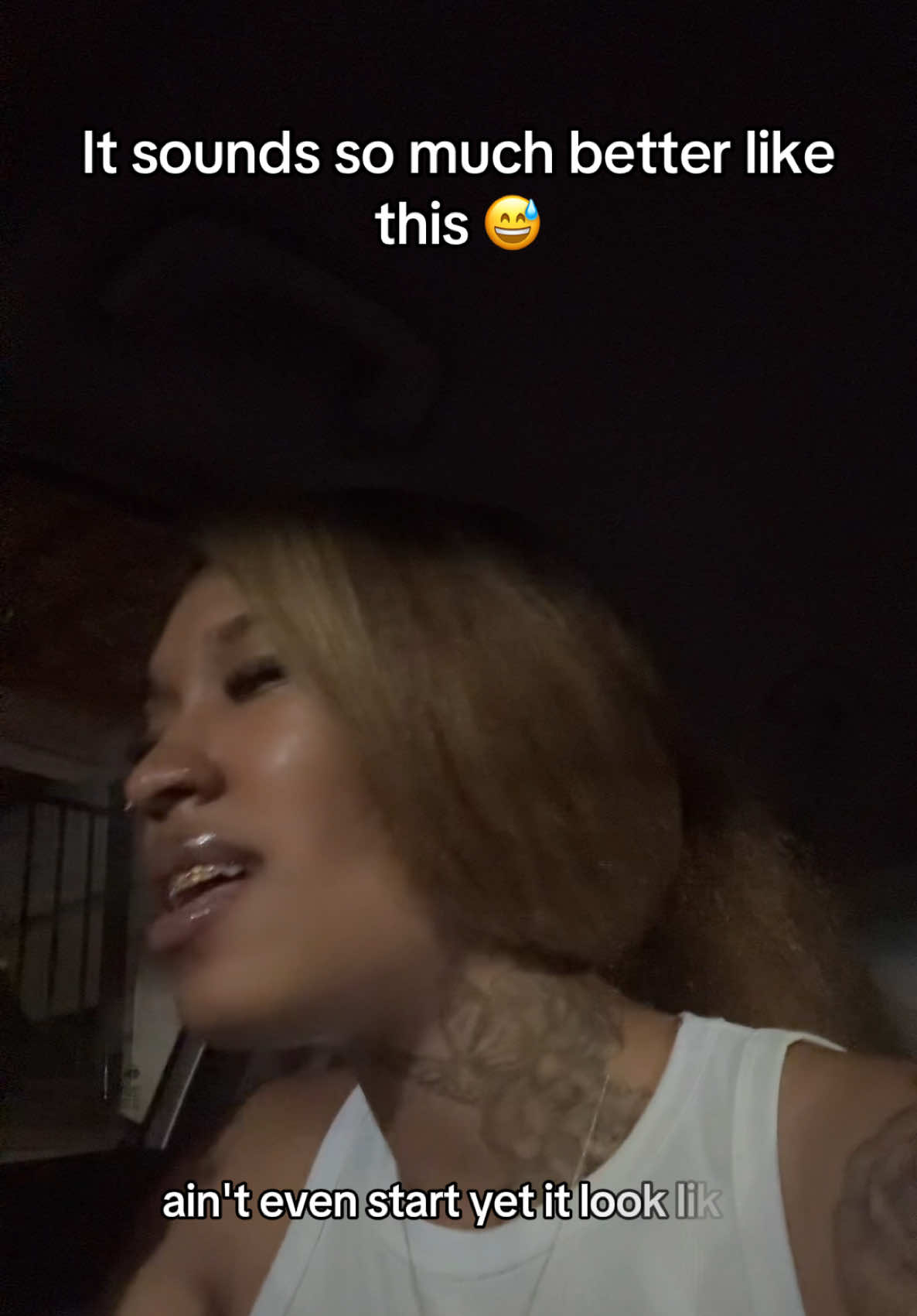 @QUI