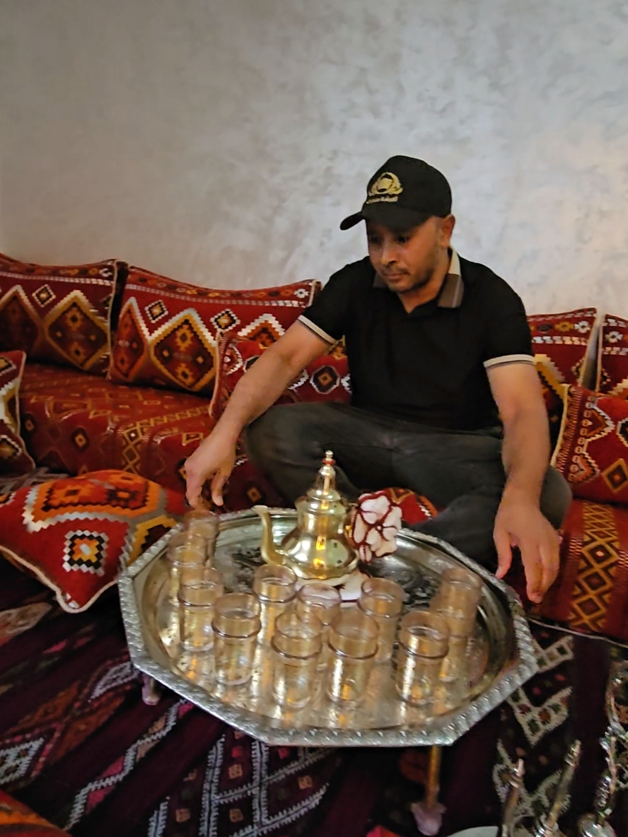 @افرشة منصف