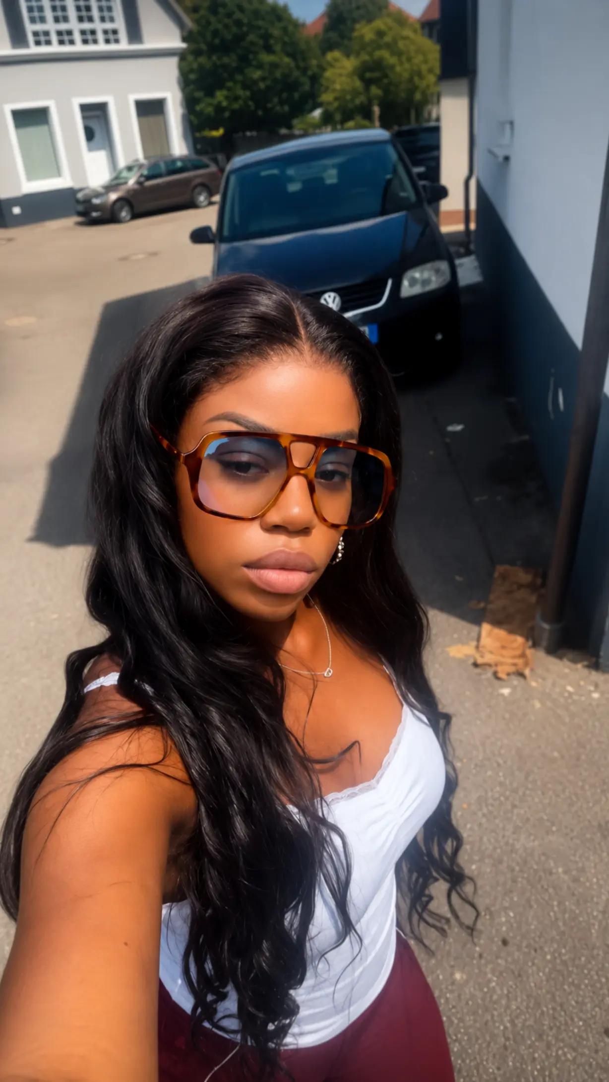 @Magalie Lombo 🌹💜