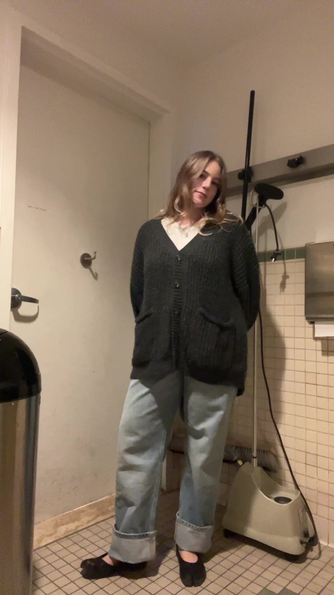 @g