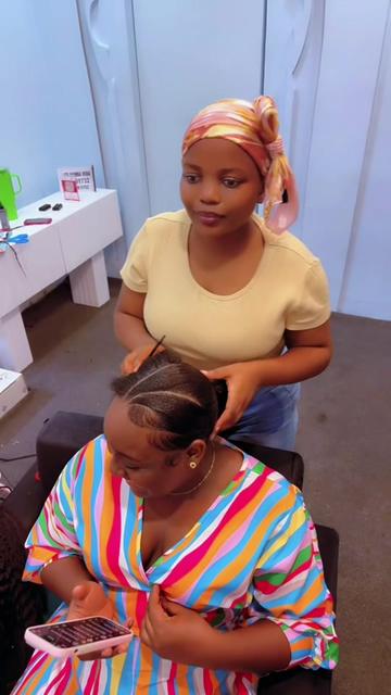 @Browneyez beauty salon