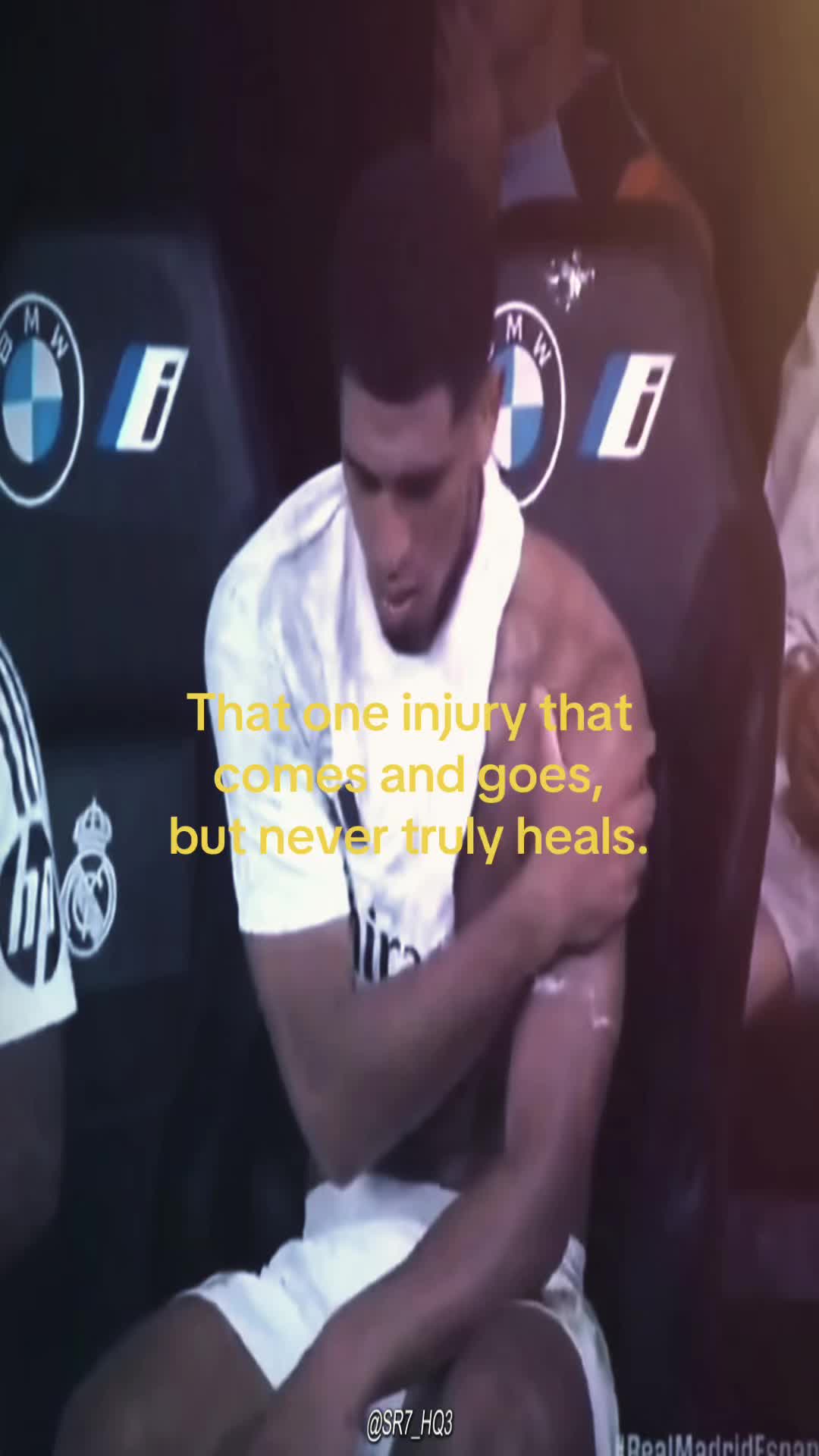 @𝟩 𝐻𝒬