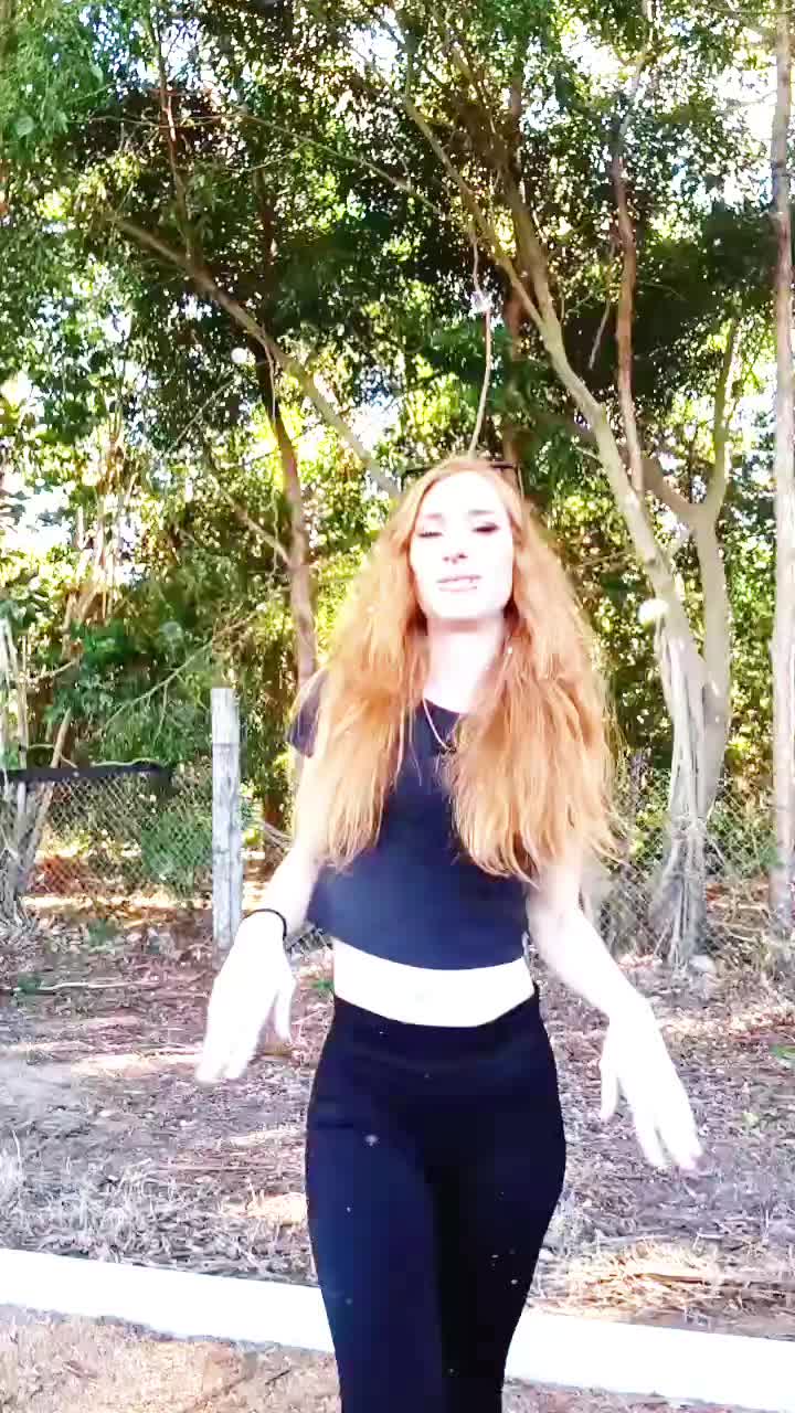 @Lilsparkledevil