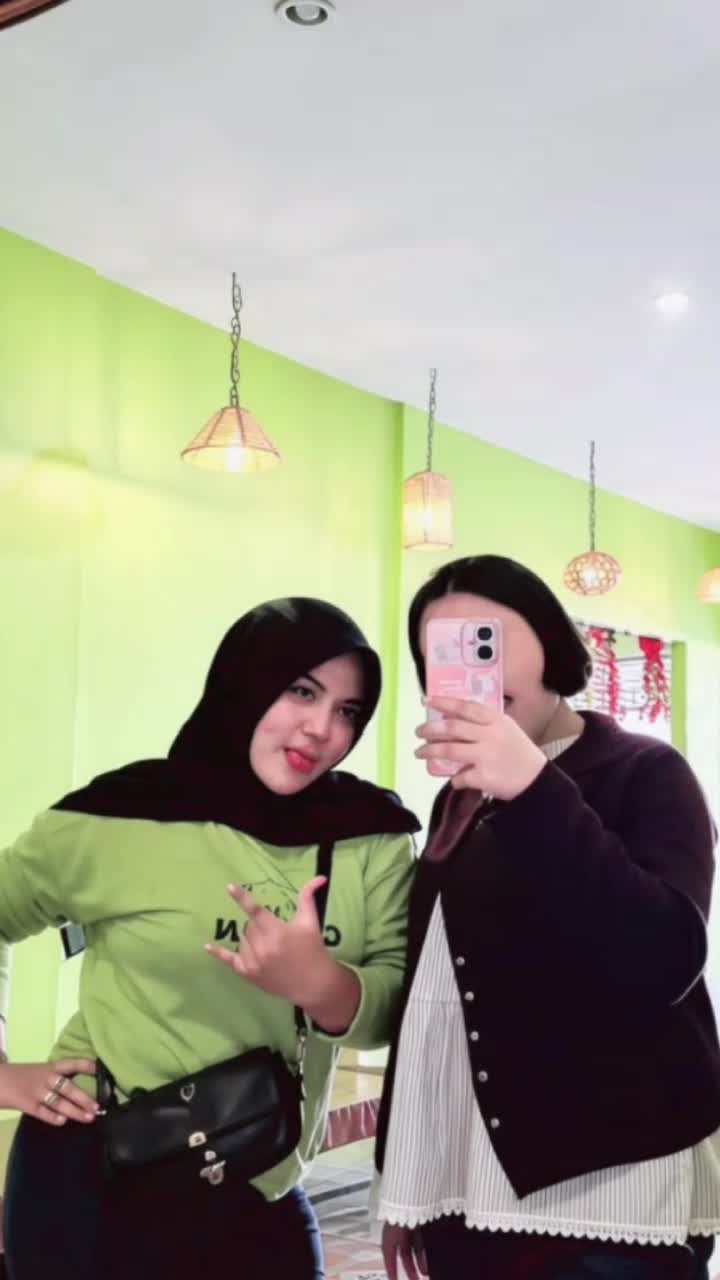 @Olivia Margaretha