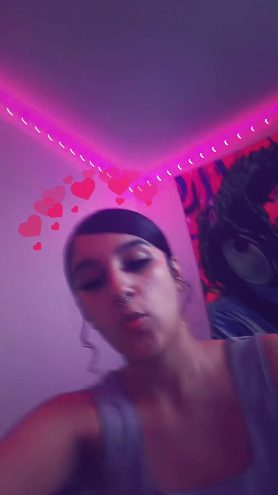 @👩🏽&zwj;❤️&zwj;💋&zwj;👨🏽