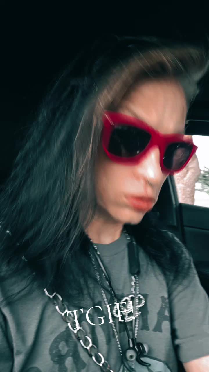 @Kate🖤