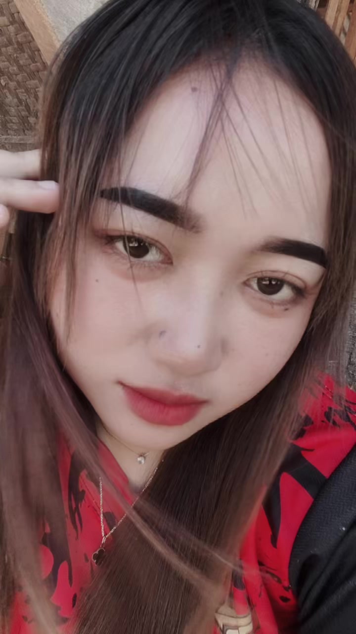 @YESICA FEBRIANA ✨