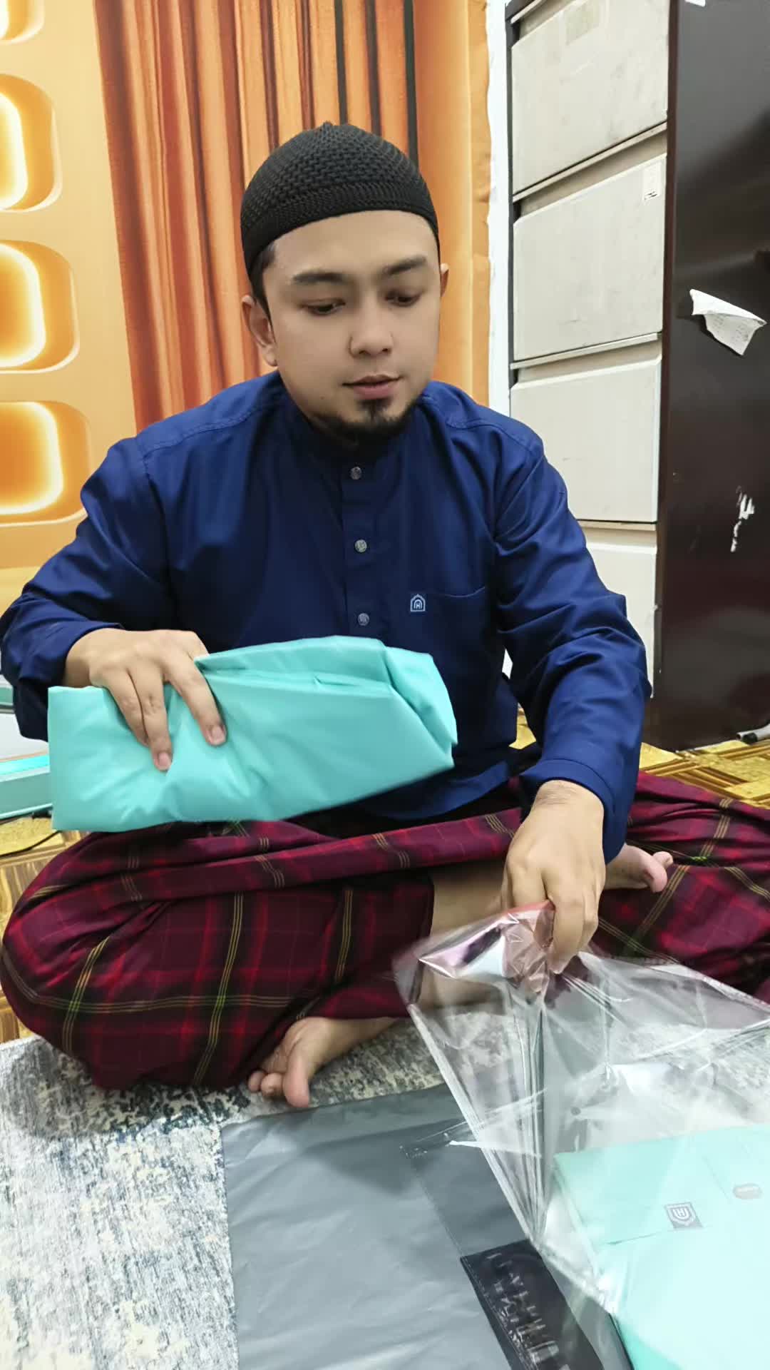 @HAFIFI HAFIZ