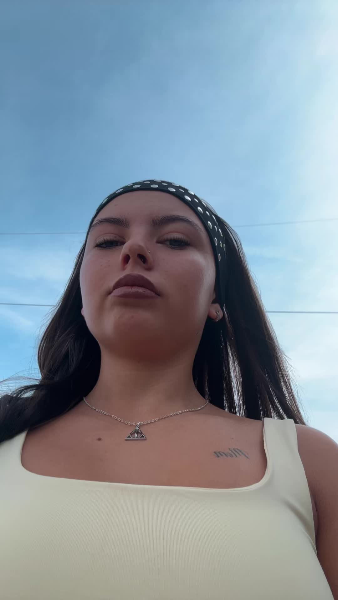 @⚡️🫦🍒🌸