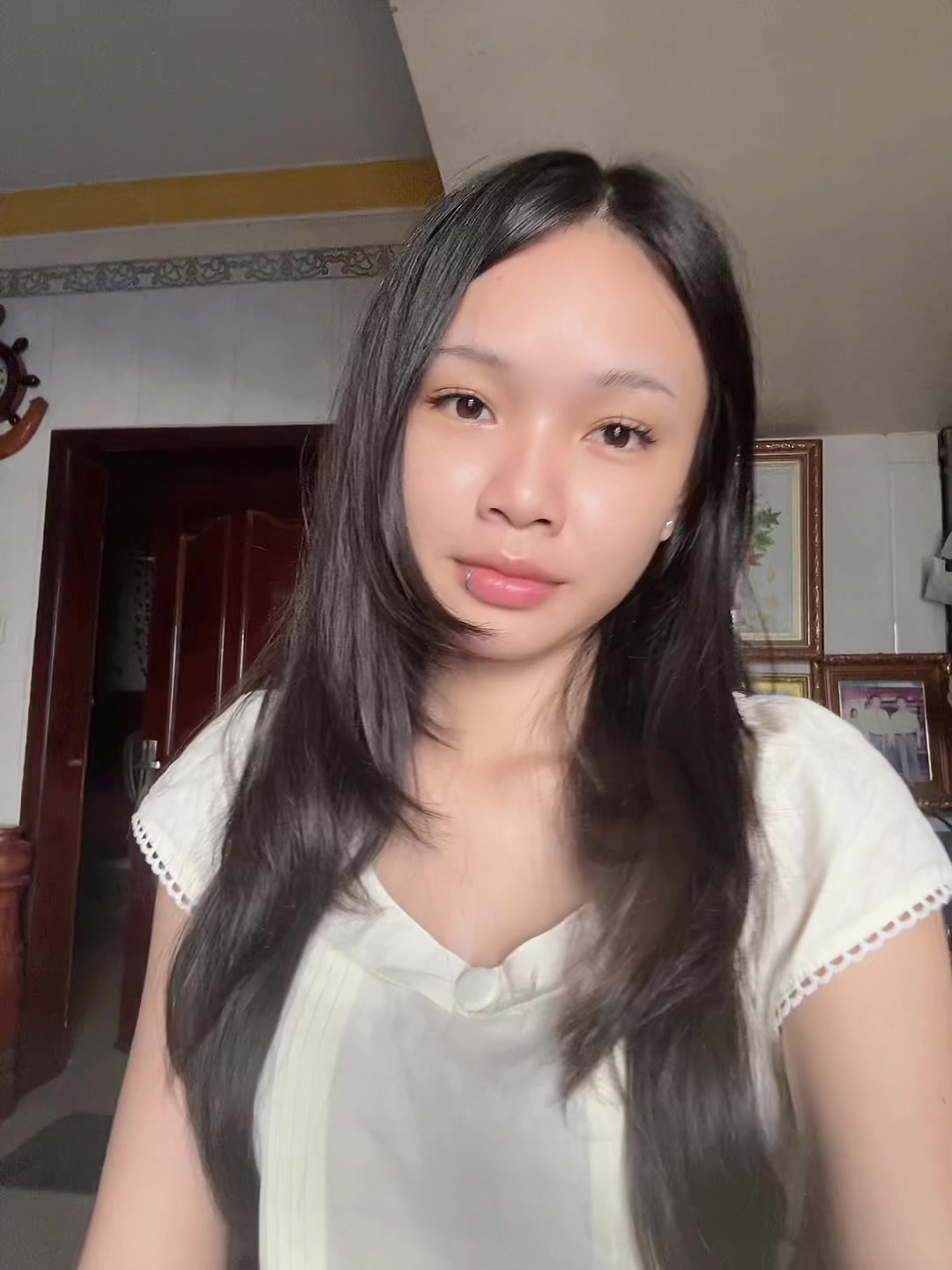 @HONGENG (ហុងអេង)