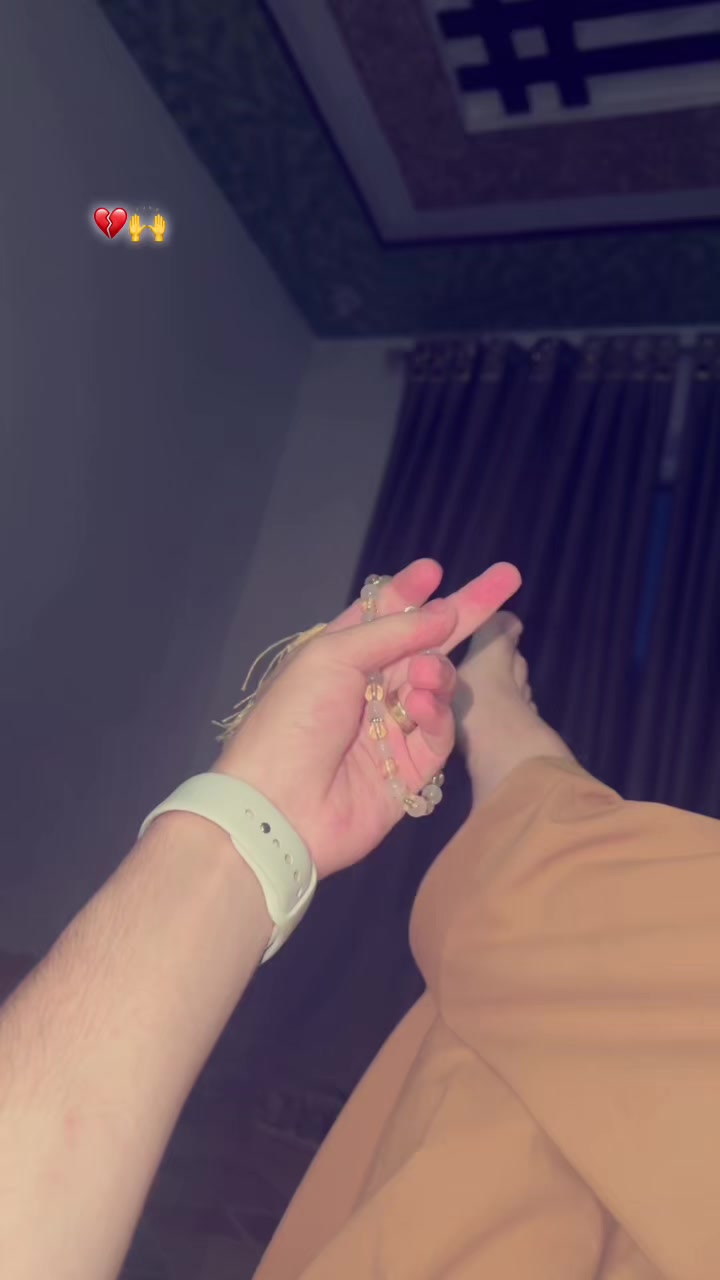 @𝕔 𝕙 𝕖 𝕣 𝕣 𝕪 🍒