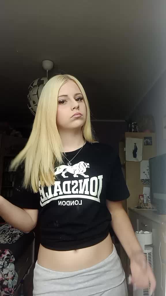 @𑣲𝐋
