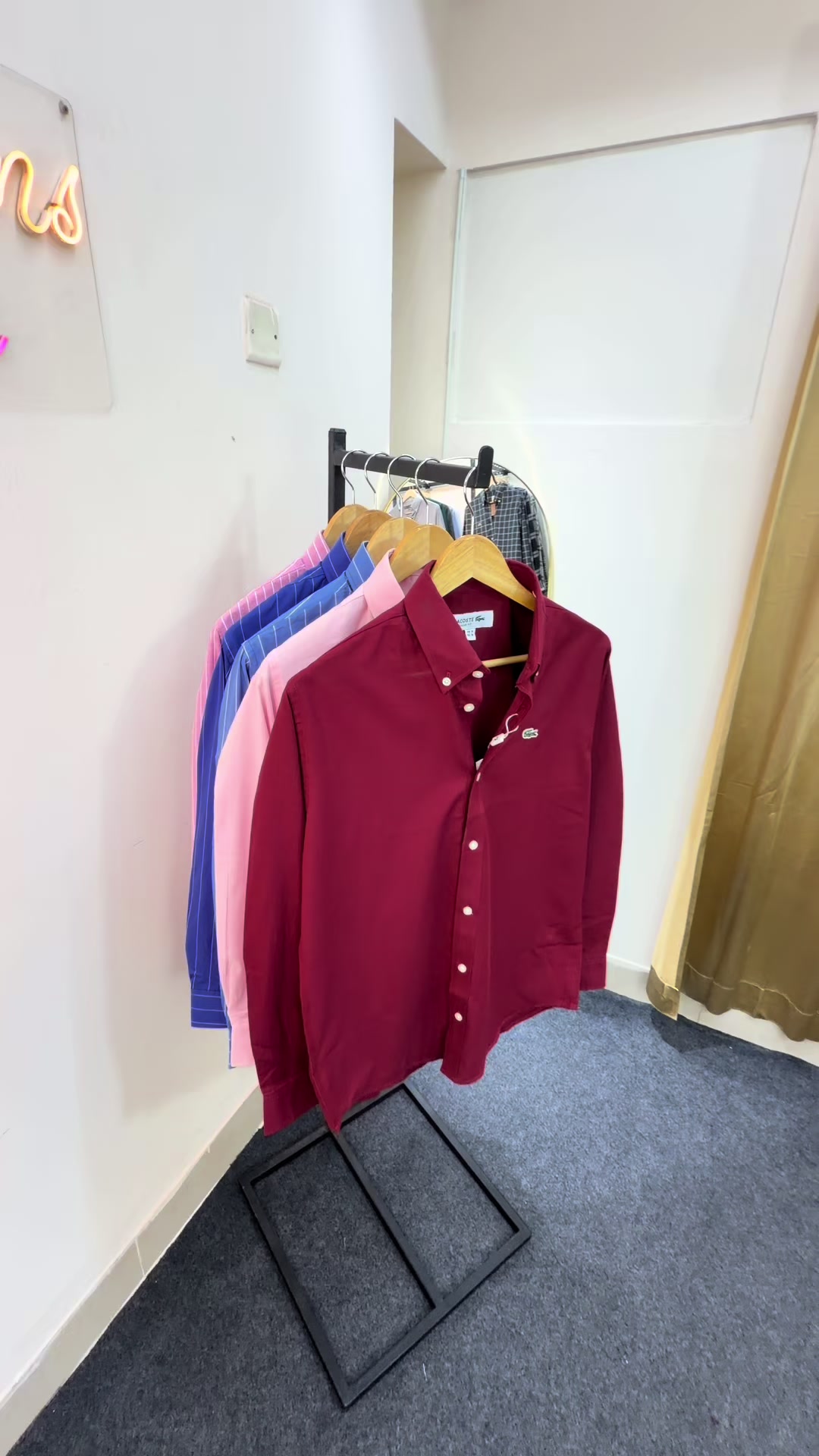 @On Items Zone 🛍️
