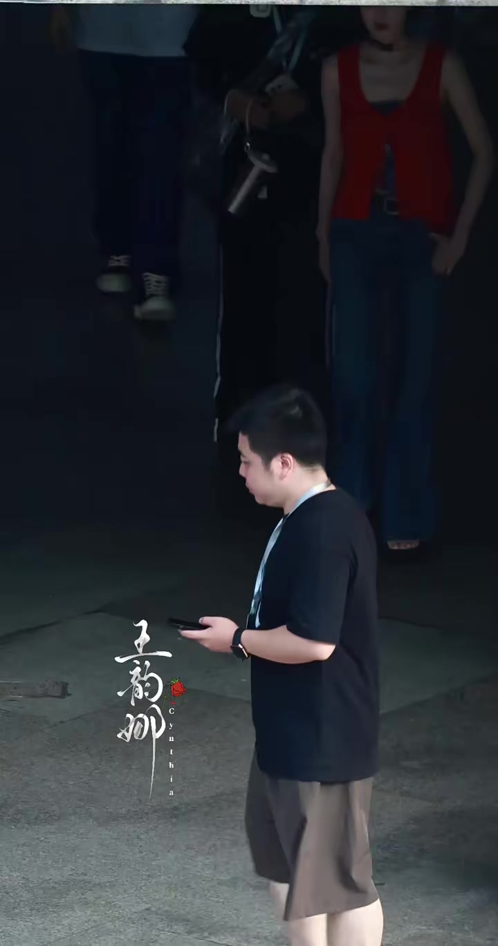 @𝑸𝒖𝒊𝒏𝒊𝒆.𝒎𝒚