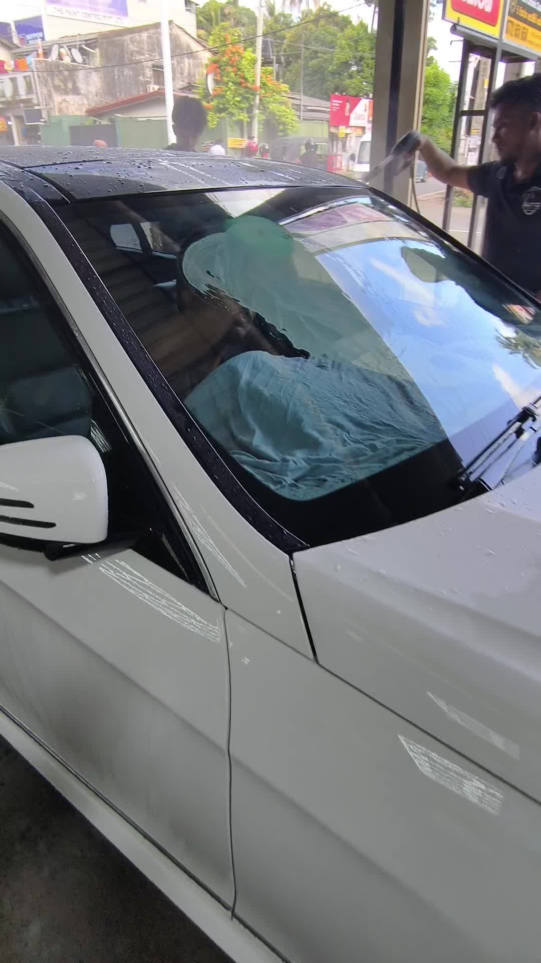 @Windscreen Polishing Moratuwa