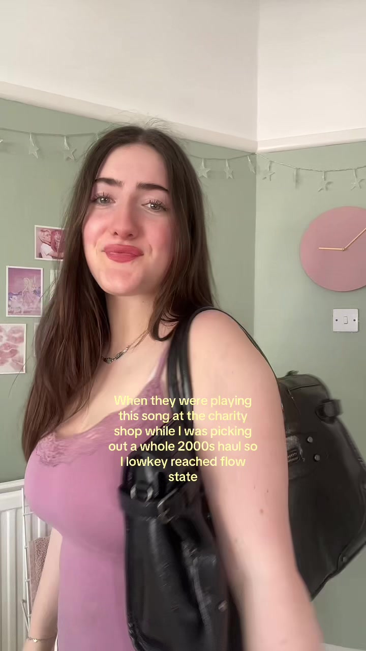 @𝓣𝓮𝓮𝓷𝓪𝓰𝓮 𝓵𝓸𝓼𝓮𝓻 🪽