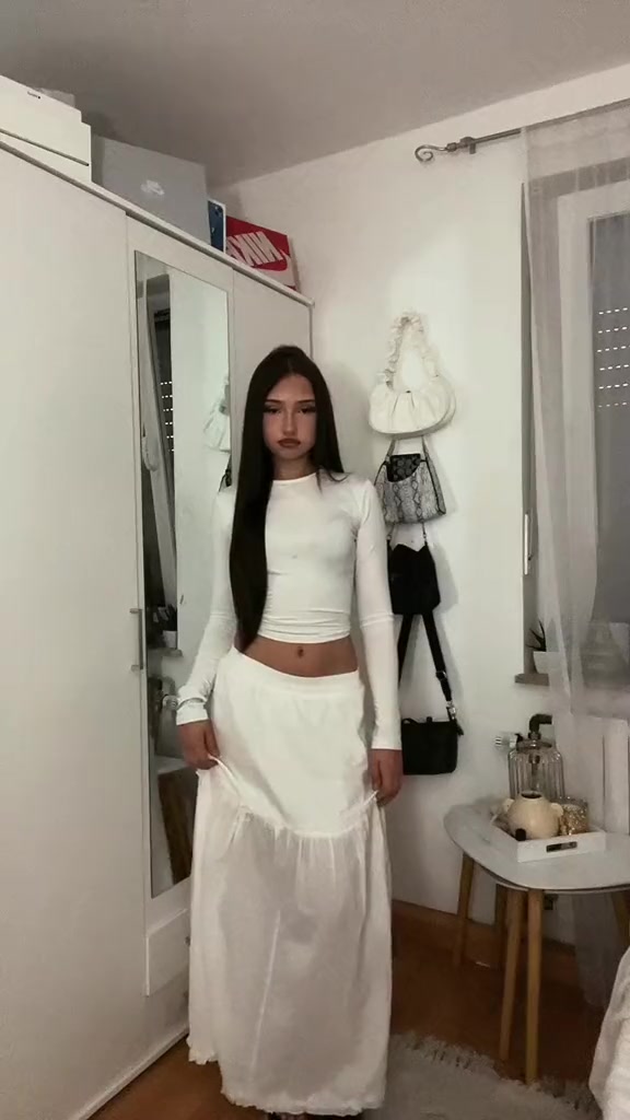 @𝐷𝑖𝑒𝑙𝑙𝑧𝑎