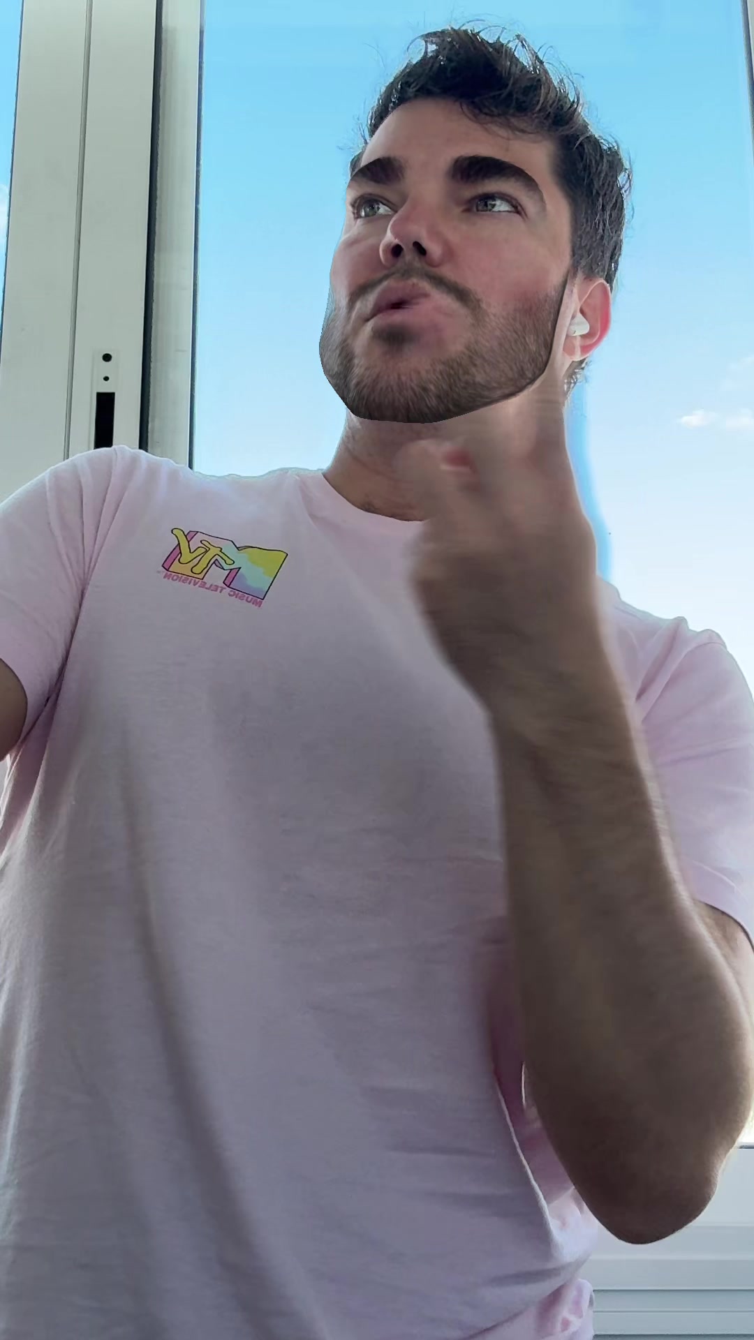 @VICTOR