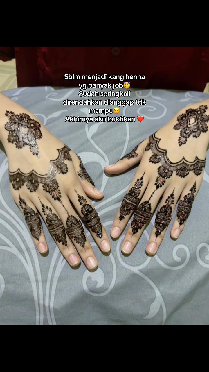 @Instagram nita_henna