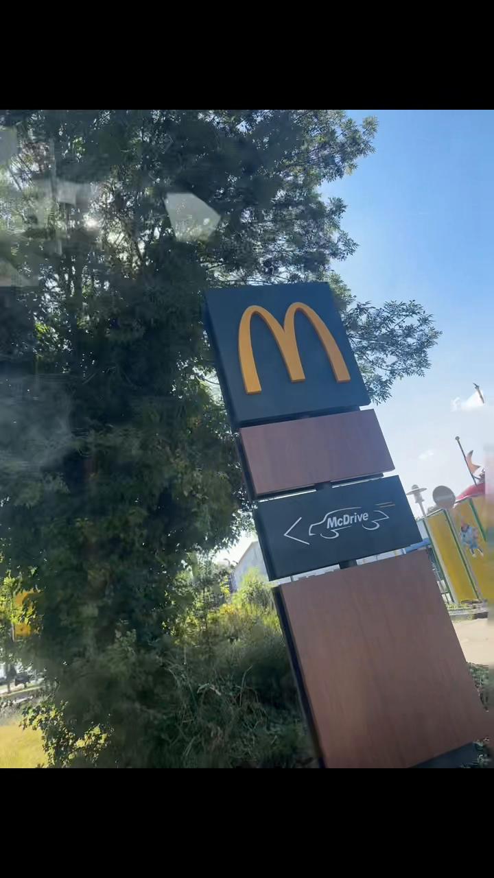 @Es&lsquo;🫆
